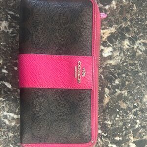 Coach Fuchsia and Black Women's Wallet